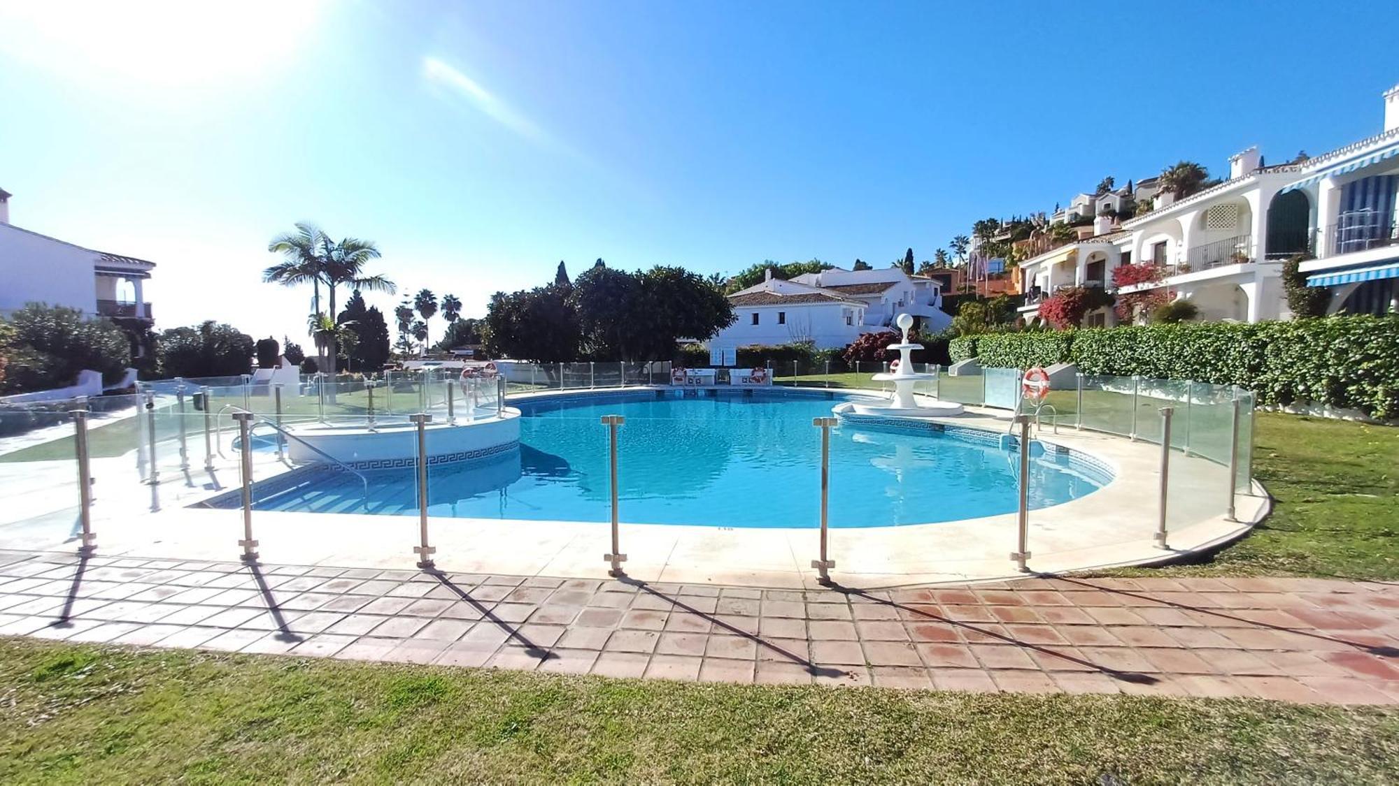Le Joyau Andalou Apartment Estepona Luaran gambar